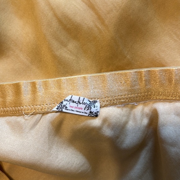 Free People - Picture 4 of 5